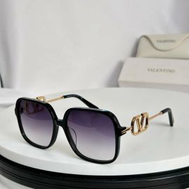 Picture of Valentino Sunglasses _SKUfw56810108fw